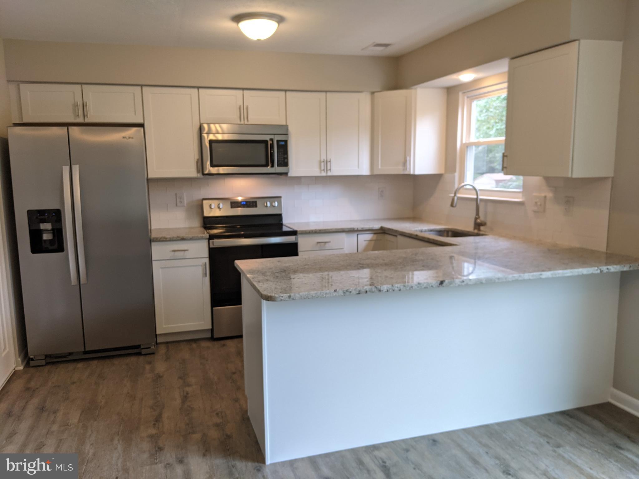 312 Rambling Ridge Court Pasadena, MD 21122 - Photo 9 of 48