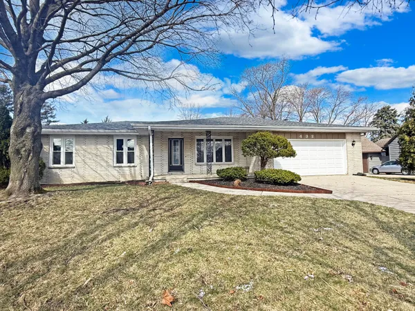 $2,750 | 432 Summer Drive, Schererville, IN 46375