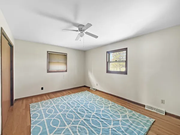 $2,750 | 432 Summer Drive, Schererville, IN 46375