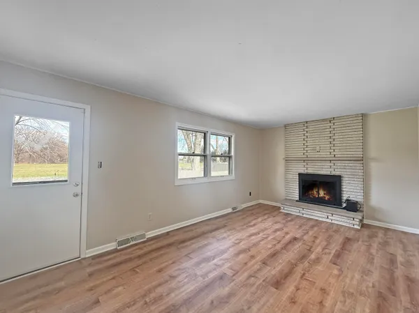 $2,750 | 432 Summer Drive, Schererville, IN 46375