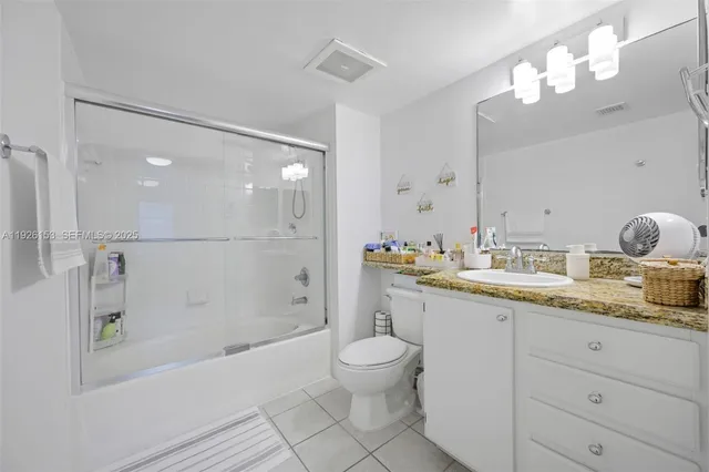 $315,000 | 2665 Southwest 37th Avenue, Unit 202, Miami, FL 33133