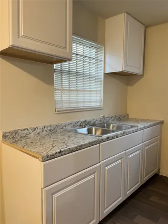 $1,275 | 7306 Conley Street, Houston, TX 77021