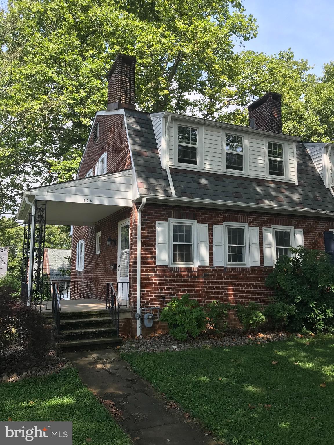 128 Kent Way Reading, PA 19611 - Photo 1 of 20 Gallery Image 1