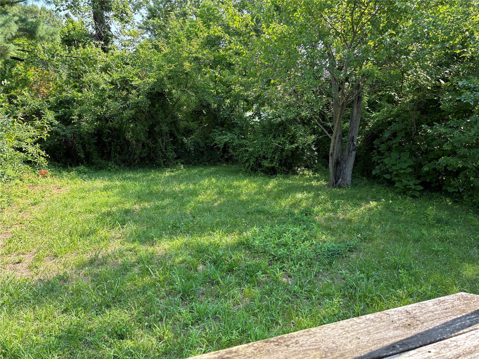 227 Midlothian Road St. Louis, MO 63137 - Photo 14 of 16