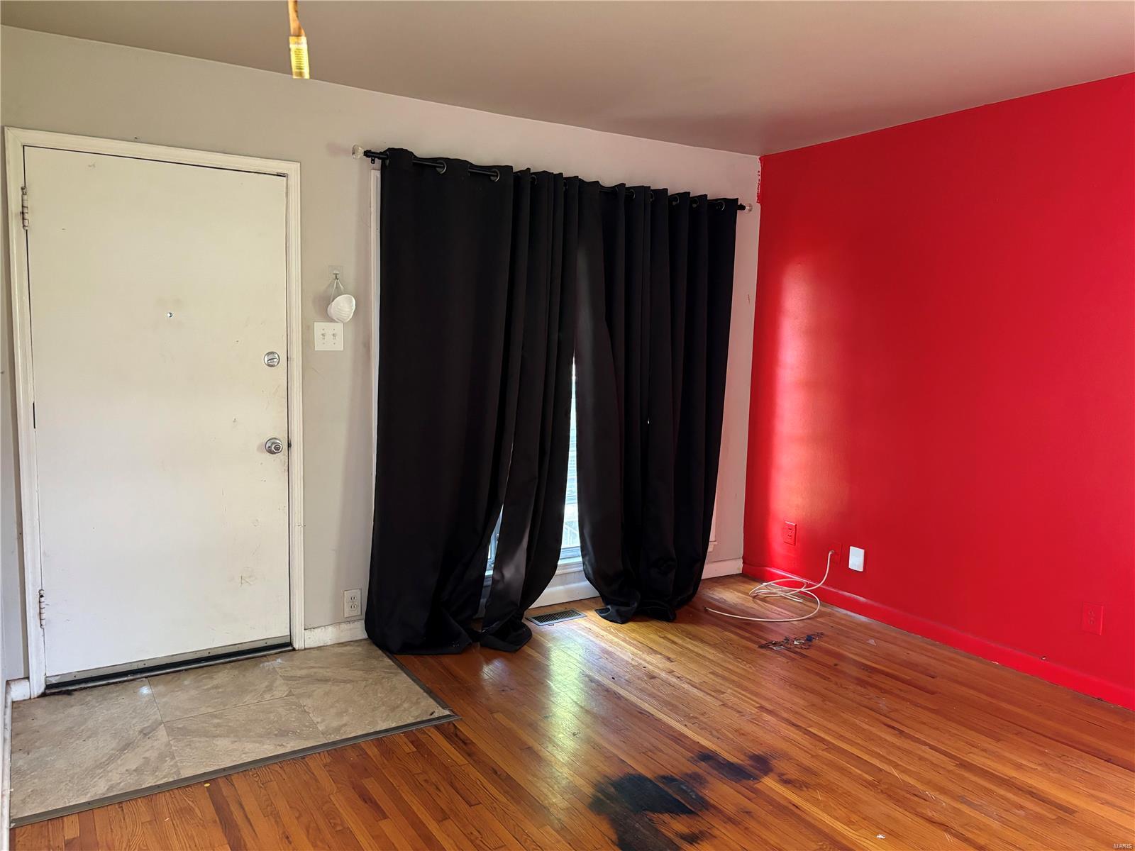 227 Midlothian Road St. Louis, MO 63137 - Photo 3 of 16