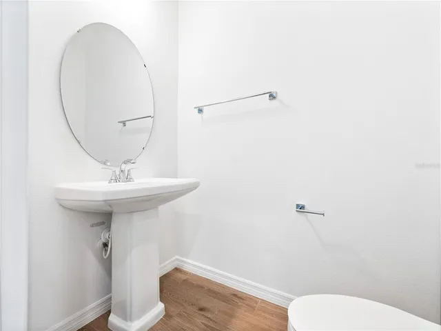 an empty room with a empty space and window