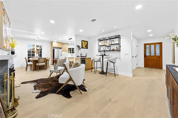 $1,750,000 | 326 East Sierra Madre Avenue, Glendora, CA 91741