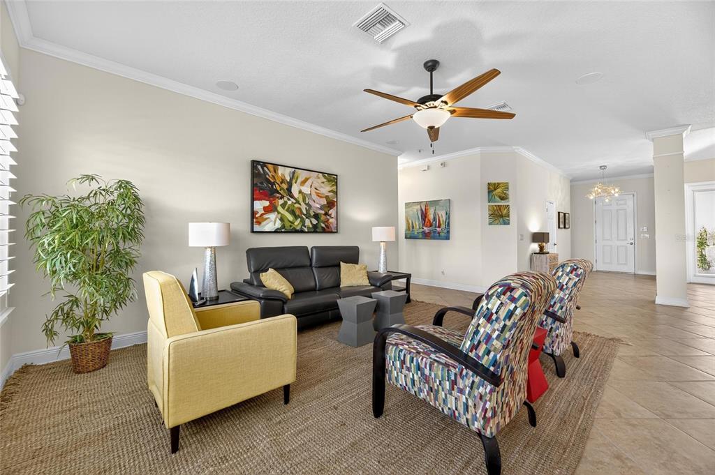 6903 Crestpoint Drive Apollo Beach, FL 33572 - Photo 29 of 95 a living room with furniture