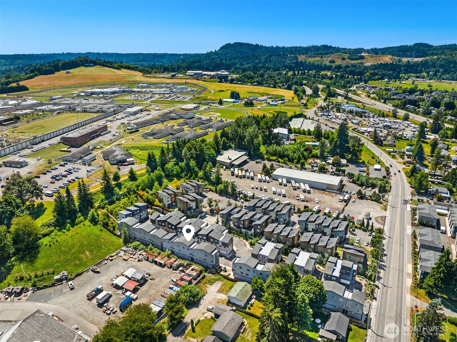 17510 West Main Street, Unit C103 Monroe, WA 98272 - Photo 37 of 39