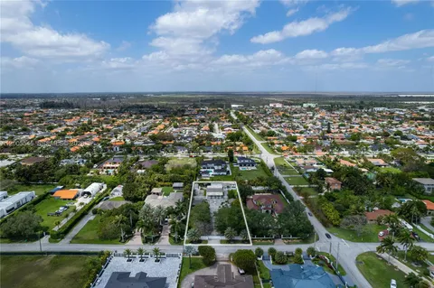 $1,375,000 | 150 Northwest 130th Avenue, Miami, FL 33184