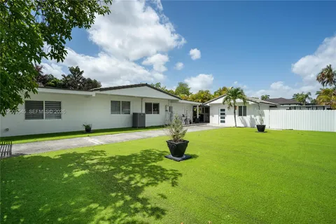 $1,375,000 | 150 Northwest 130th Avenue, Miami, FL 33184