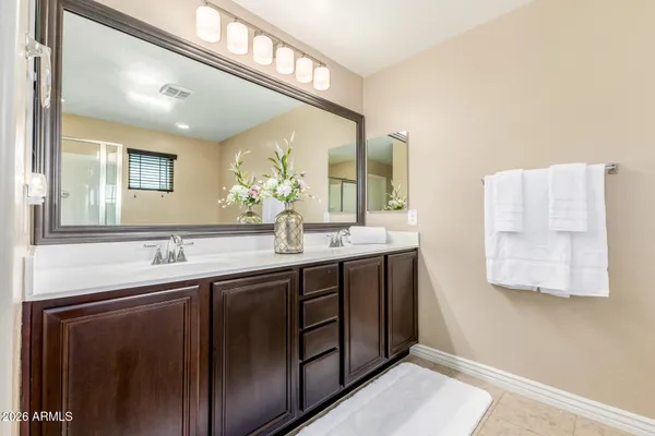 $695,000 | 2454 East Stacey Road, Gilbert, AZ 85298