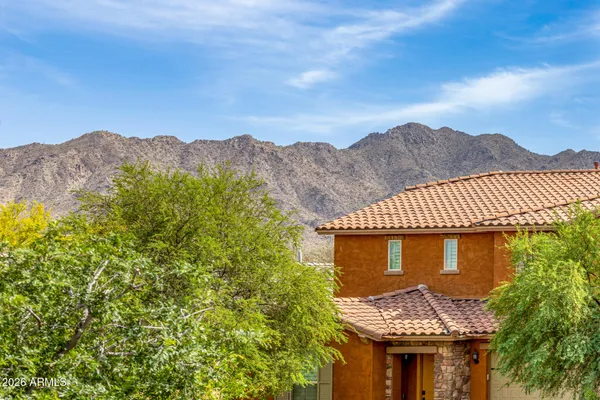 $695,000 | 2454 East Stacey Road, Gilbert, AZ 85298