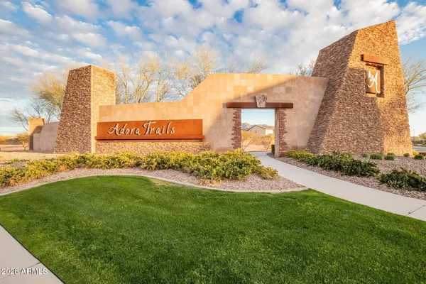 $695,000 | 2454 East Stacey Road, Gilbert, AZ 85298