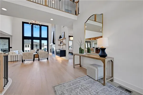 $1,139,900 | 16800 Parkhill Street, Overland Park, KS 66221