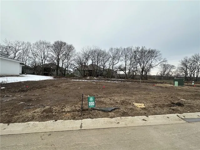 $1,199,900 | 16800 Parkhill Street, Overland Park, KS 66221