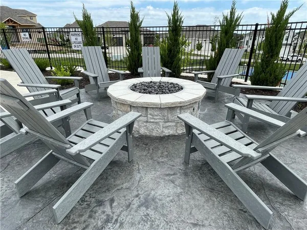 $1,139,900 | 16800 Parkhill Street, Overland Park, KS 66221