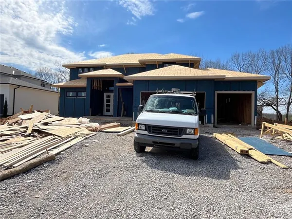 $1,139,900 | 16800 Parkhill Street, Overland Park, KS 66221