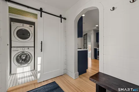 $750,000 | 984 Valley Road, Fairfield, CT 06825