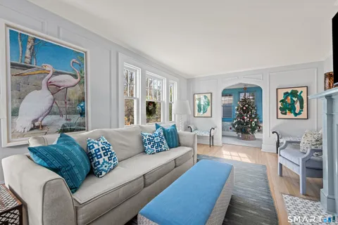 $750,000 | 984 Valley Road, Fairfield, CT 06825