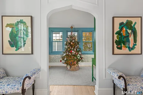 $750,000 | 984 Valley Road, Fairfield, CT 06825