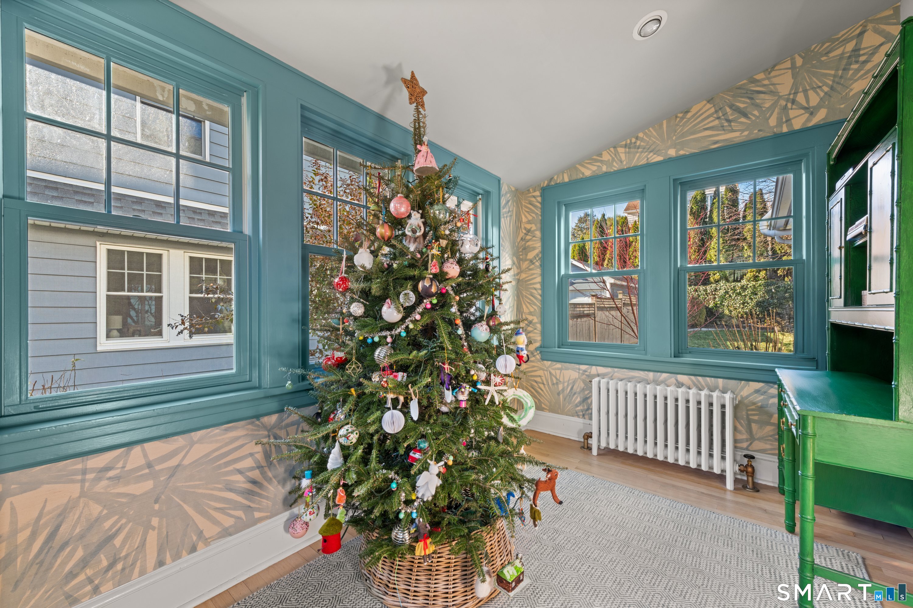 984 Valley Road Fairfield, CT 06825 - Photo 8 of 32