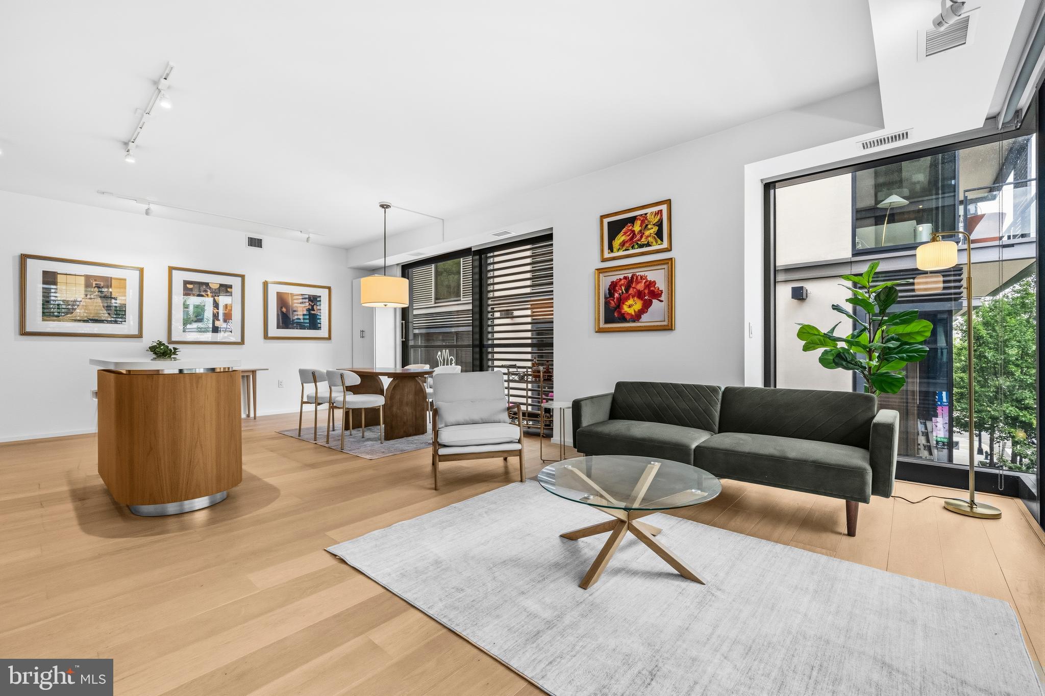 925 H Street Northwest, Unit 315 Washington, DC 20001 - Photo 11 of 46