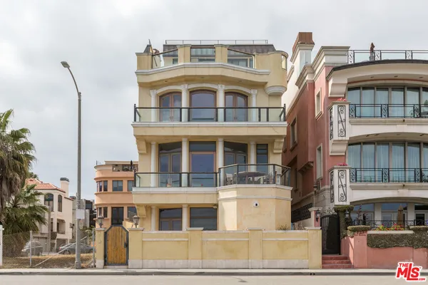 $24,950 | 119 Vía Marina, Marina del Rey, CA 90292