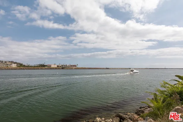 $24,950 | 119 VÃa Marina, Marina del Rey, CA 90292