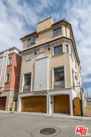 $24,950 | 119 VÃa Marina, Marina del Rey, CA 90292
