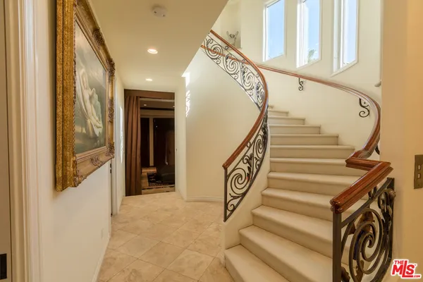 $24,950 | 119 VÃa Marina, Marina del Rey, CA 90292
