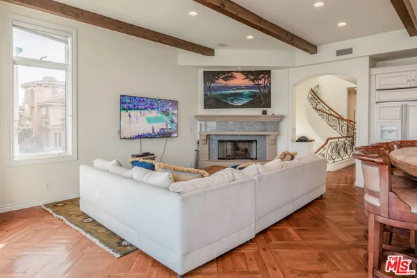$24,950 | 119 VÃa Marina, Marina del Rey, CA 90292