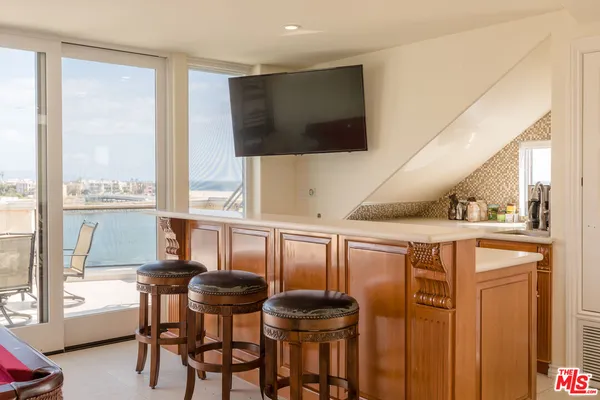 $24,950 | 119 VÃa Marina, Marina del Rey, CA 90292