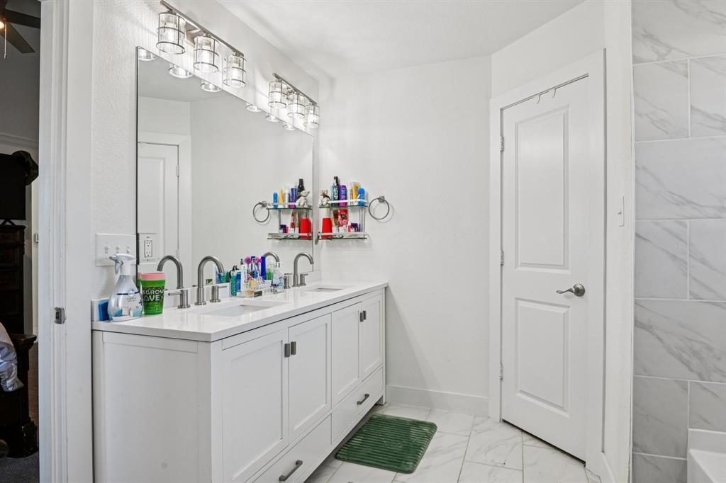 7137 John T White Road Fort Worth, TX 76120 - Photo 15 of 29