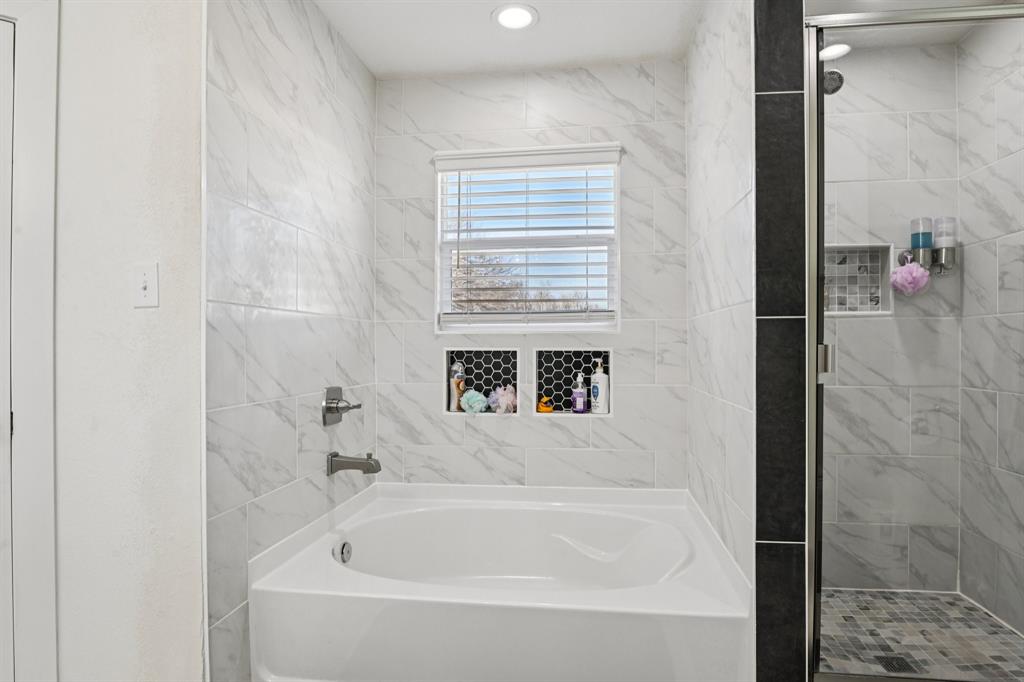 7137 John T White Road Fort Worth, TX 76120 - Photo 16 of 29