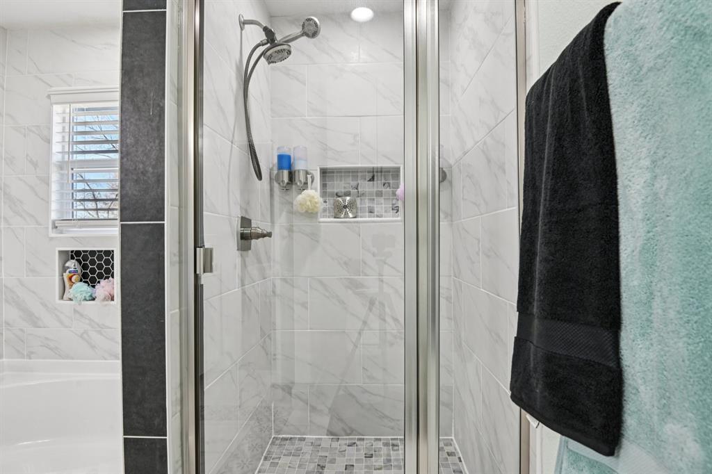 7137 John T White Road Fort Worth, TX 76120 - Photo 17 of 29