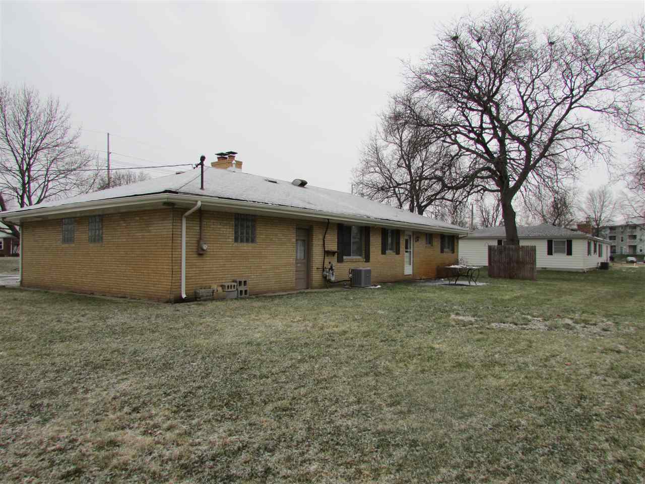2730 Grape Road Mishawaka, IN 46545 - Photo 3 of 13 Gallery Image 3