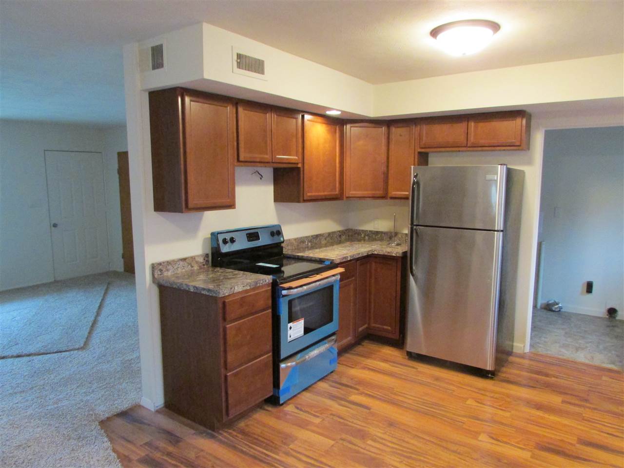 2730 Grape Road Mishawaka, IN 46545 - Photo 6 of 13 Gallery Image 6