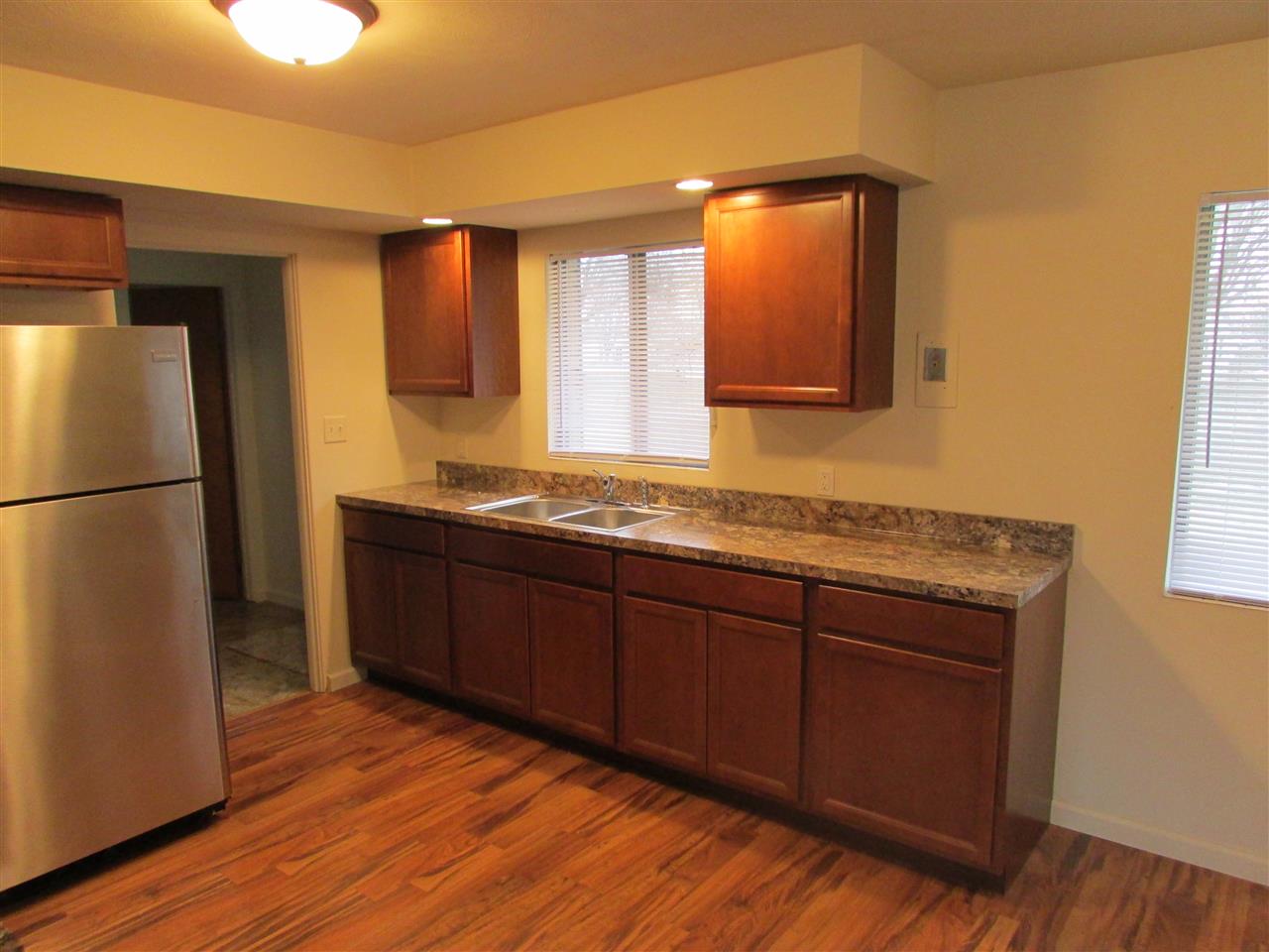 2730 Grape Road Mishawaka, IN 46545 - Photo 7 of 13 Gallery Image 7