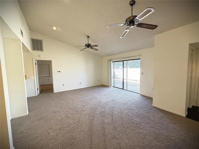 $164,500 | 1880 North Crystal Lake Drive, Unit 28, Lakeland, FL 33801
