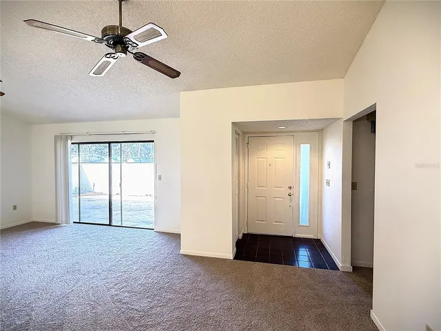 $164,500 | 1880 North Crystal Lake Drive, Unit 28, Lakeland, FL 33801