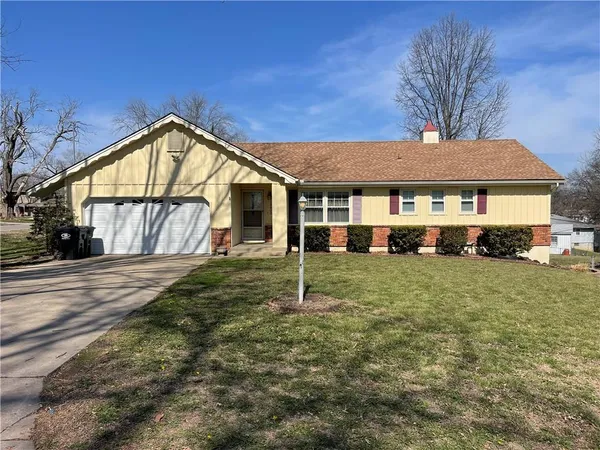 $255,000 | 16600 East 31st Street South, Independence, MO 64055
