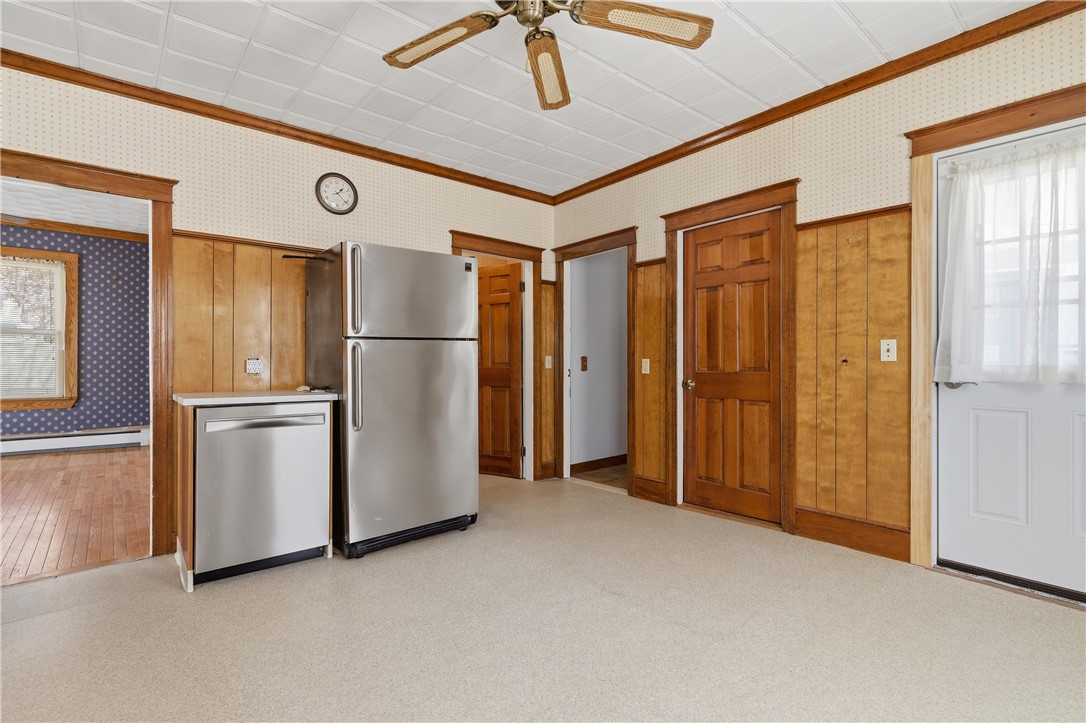 447 Winter Street Woonsocket, RI 02895 - Photo 6 of 43
