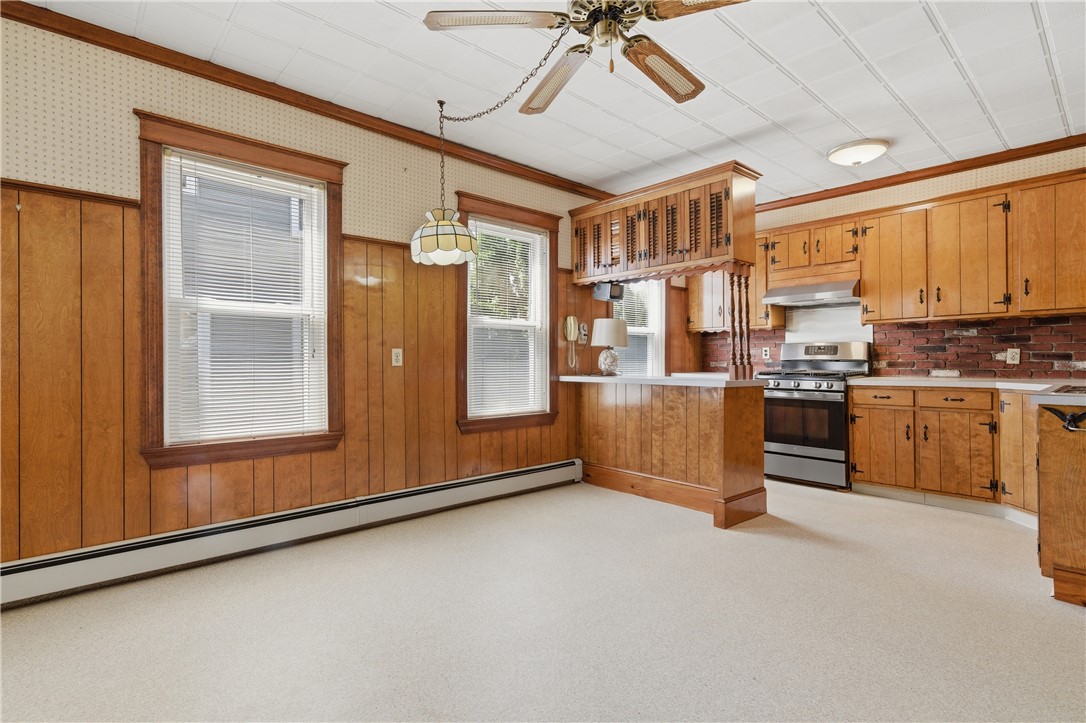 447 Winter Street Woonsocket, RI 02895 - Photo 9 of 43