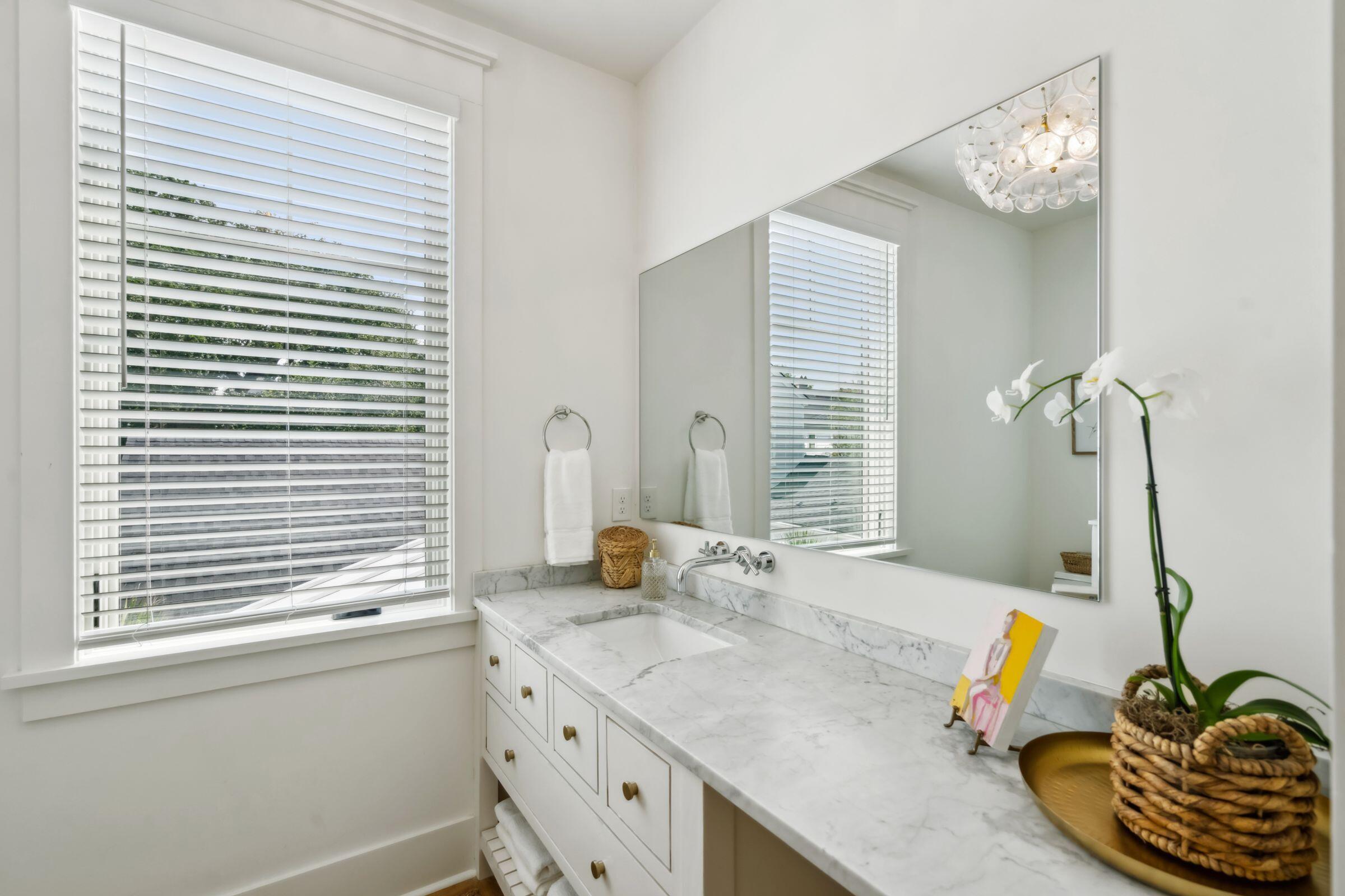 208 McCormick Street Mount Pleasant, SC 29464 - Photo 51 of 73 208McCormickSt-KeenEyeMarketing-070