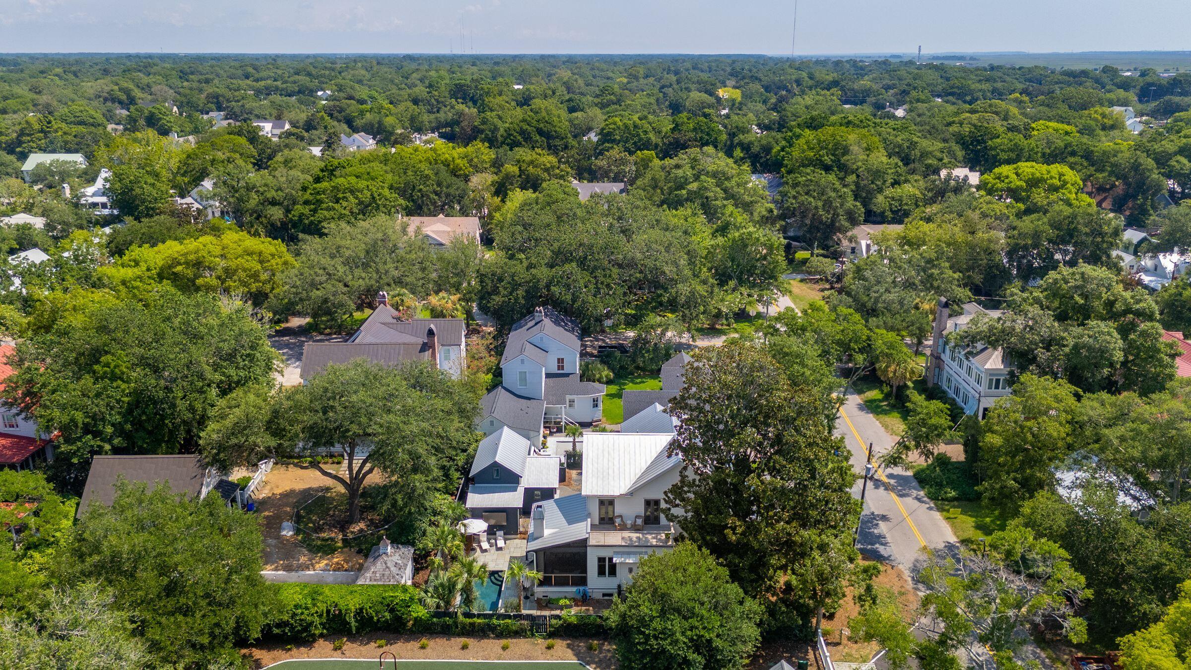 208 McCormick Street Mount Pleasant, SC 29464 - Photo 68 of 73 208McCormickSt-KeenEyeMarketing-094