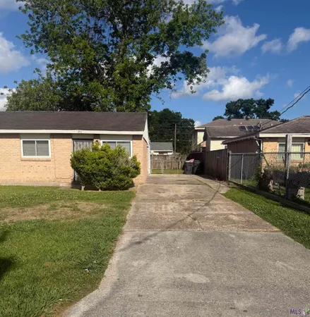 $1,200 | 211 St Malo Street, Houma, LA 70363
