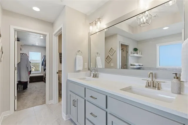 $550,000 | 308 Oak Street, Lone Jack, MO 64070