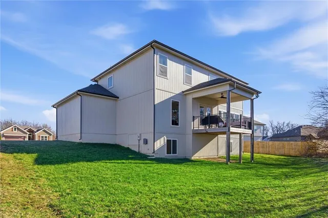 $550,000 | 308 Oak Street, Lone Jack, MO 64070