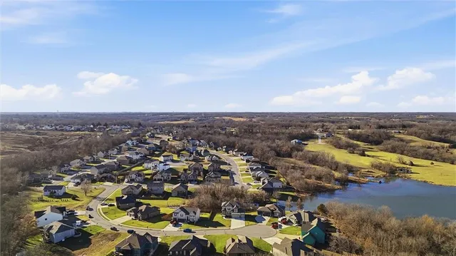 $550,000 | 308 Oak Street, Lone Jack, MO 64070